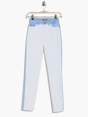 NWT (Two-Tone White and Light Blue Denim Jeans) sz 31